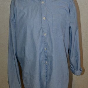 END OF YEAR SALE  AEO Long sleeve button down Dress Shirt Size Large